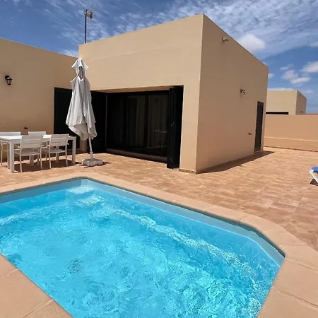 Anahi Homes Corralejo- Dracaena 18 Holiday home *